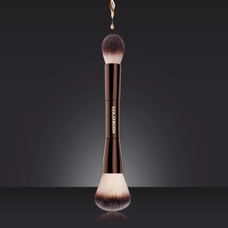 Dual-Ended Highlighter Brush